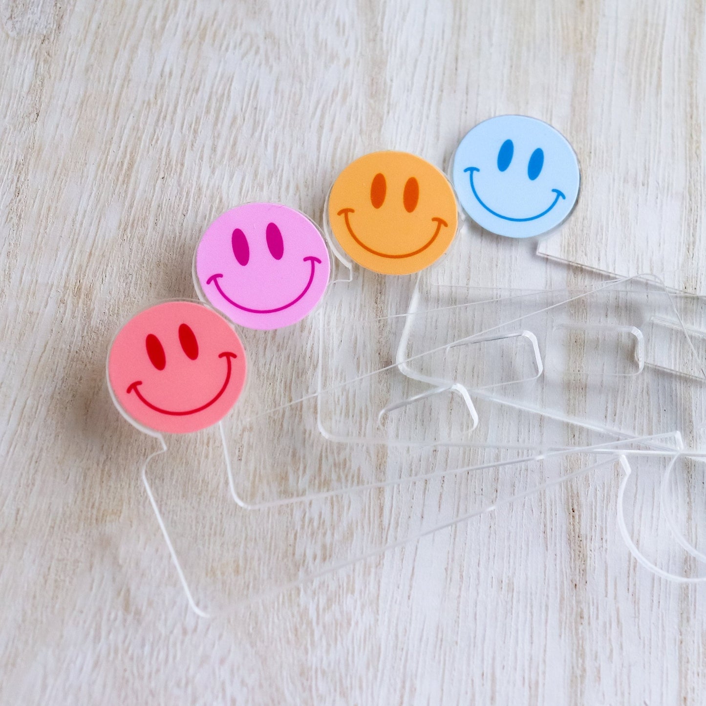Badge Topper - Smiley Face - Acclaim Status CoAcclaim Status CoBlueHorizontal Badge
