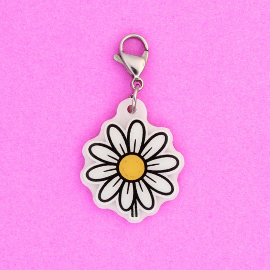 Daisy Badge Charm