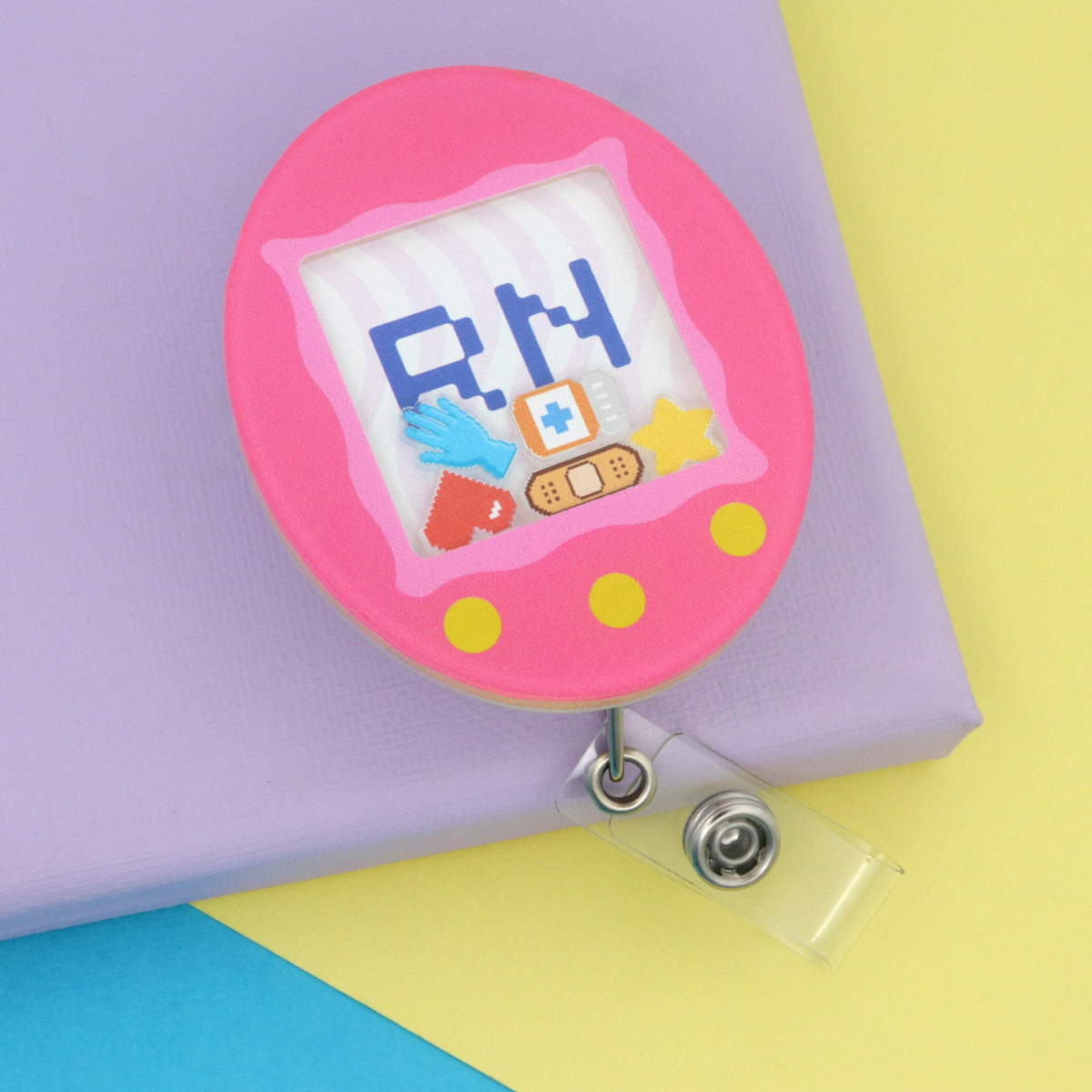 Retro RN Shaker Badge Reel