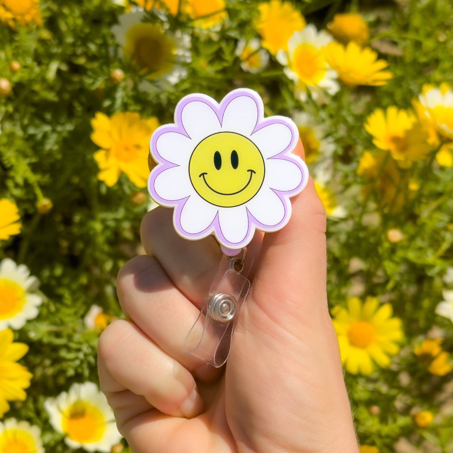 Happy Daisy Badge Reel - Acclaim Status CoAcclaim Status CoAlligator ClipPurple