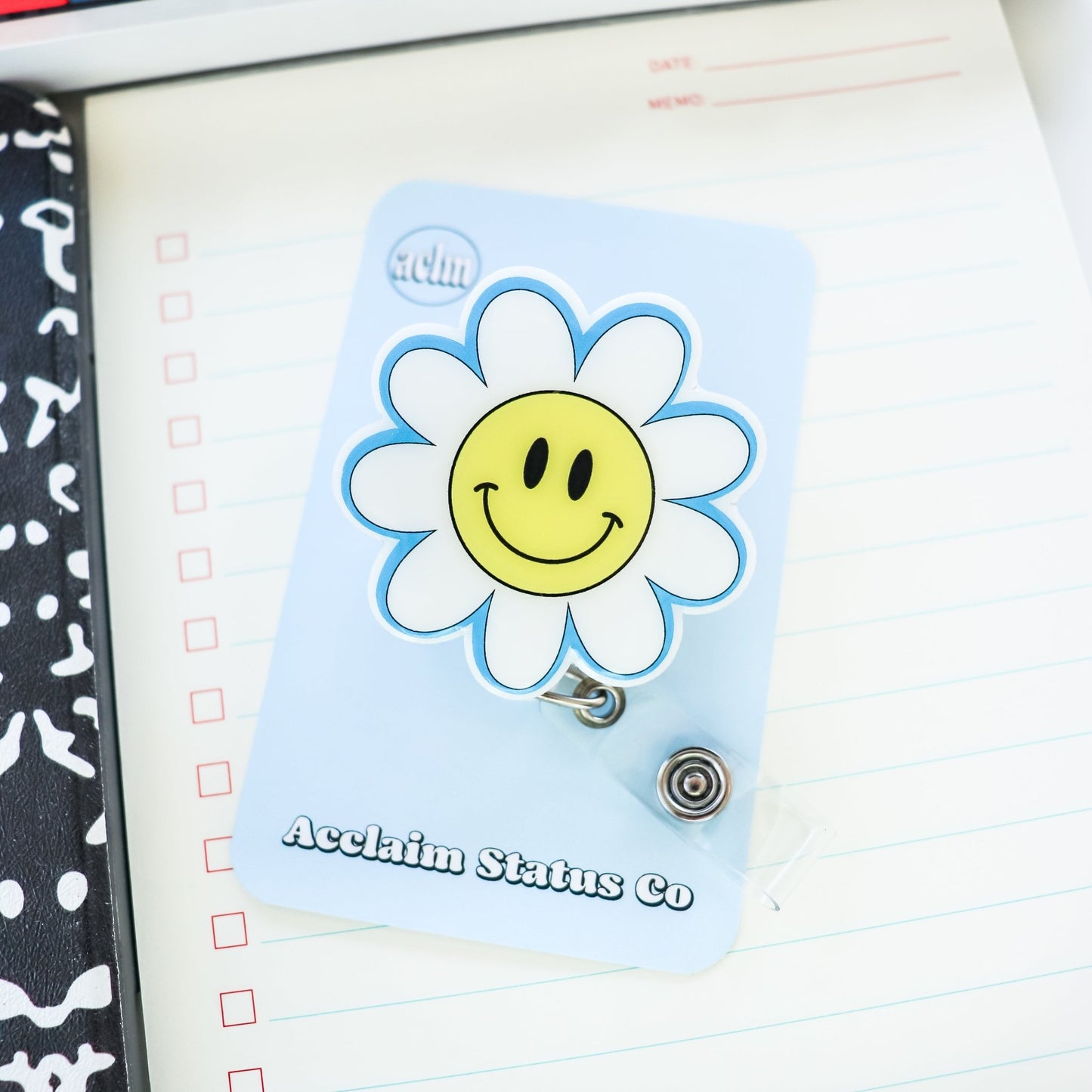 Happy Daisy Badge Reel - Acclaim Status CoAcclaim Status CoAlligator ClipBlue